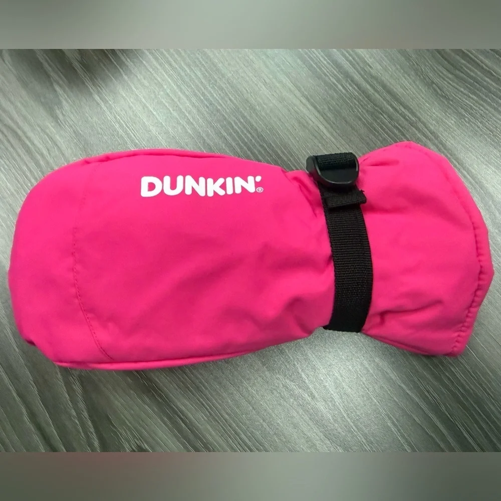 Official Dunkin’ Donuts 2026 Pink Iced Coffee Mitten Glove Merchandise Size M/L